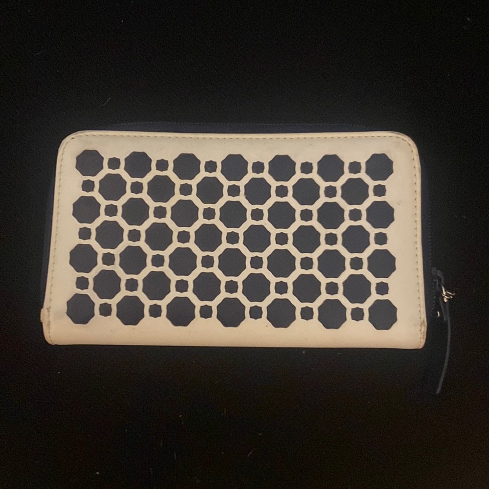 Vera Bradley wallet